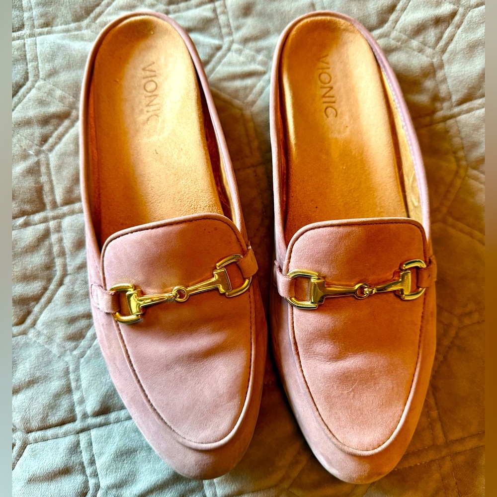Vionic Adeline Slide Loafers in Rose Soft Leather
